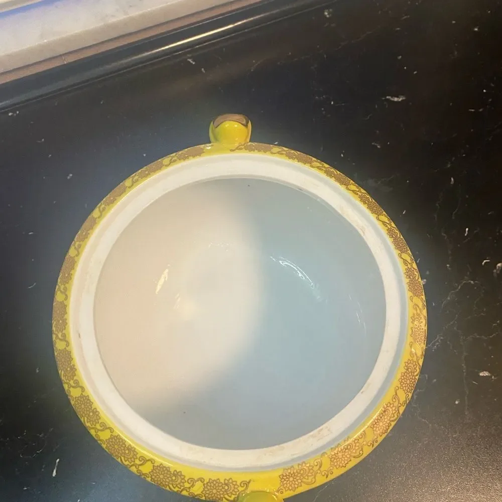 Vintage oriental vase with lid - Picture 6 of 8